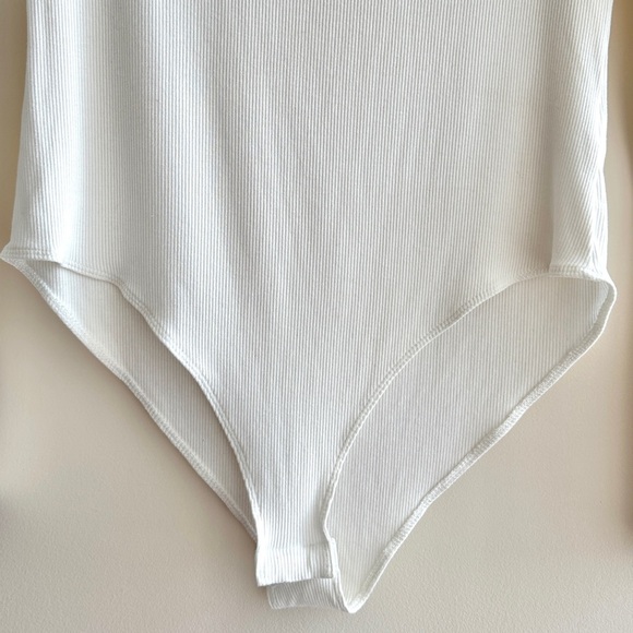 MangoPop Button Down Ribbed Long Sleeved Scoopneck Bodysuit, Size Large, White - Picture 4 of 16